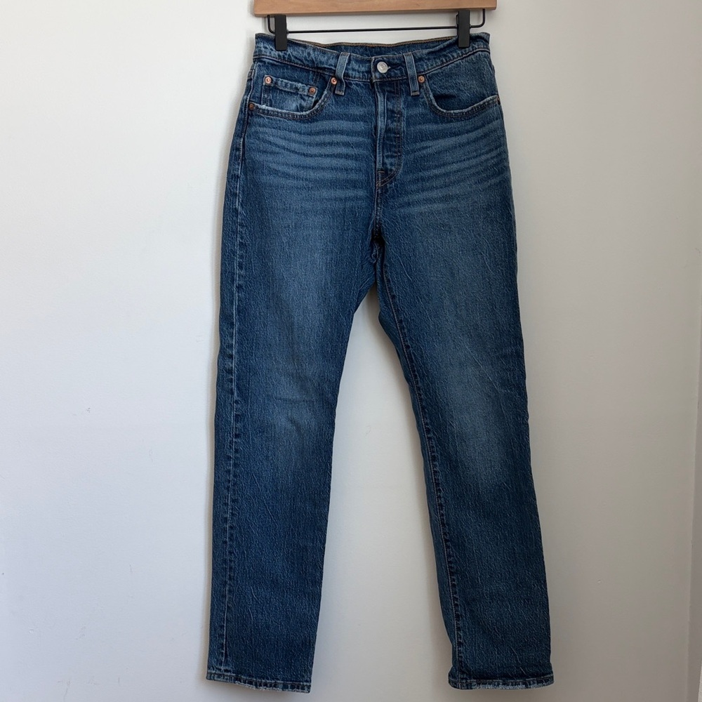 Levi's 501 Classic Women's Straight Leg Jeans - Blue